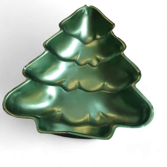 Vintage Wilton 2005 Green Aluminum Christmas Tree Cake Pan Baking Mold # 2105- … - Picture 3 of 4
